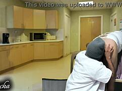 doctor, wanna dirty talk while i lick your big pussy on break?