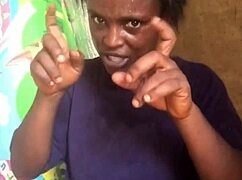 Never a dull moment working with stepdad he bites my tits so good! 😈🍒