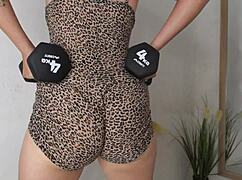 damn indian stepsis's big ass camel toe flashes during naked yoga workout