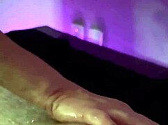como foi essa massagem nuru da solin com final feliz molhado no pau? 