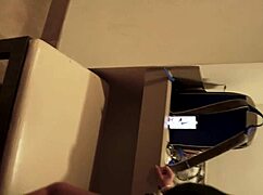 teddy tarantino's mall date w babe hayley davies turns into wild bathroom fuck 🔥🚽