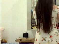 whoops 😏 spanish girl's 23yo skirt upskirt descuido voyeur