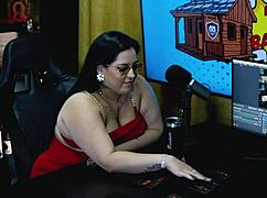 damn, pri melancia's the hottest bbw brazilian... shook her massive tits out on podcast so tasty!!