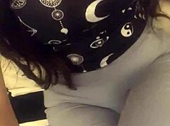 desi girl with perfect body... damn those curves 😍🔥