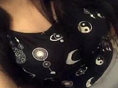 desi girl with perfect body... damn those curves 😍🔥