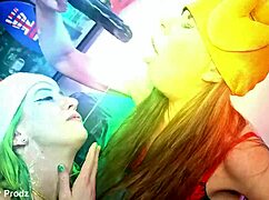 alice maze vs linda lush turkey stuffing anal fisting piss mouths?