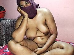 i'm the indian schoolgirl... umm first time seeing condom??