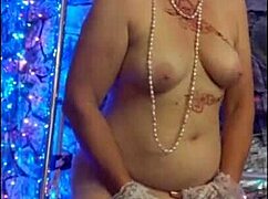 watch this teasing housewife's big pussy lips sway in her sexy panty dance