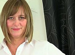 england's hottest nylon cougar milfs throb your cock instantly