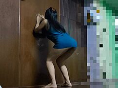 check out this fine big ass college girl sweating through her home workout 😍🍑