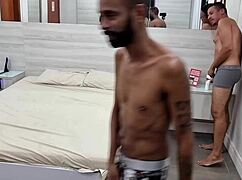 bastidores da novinha alicia ribeiro fodendo com 2 machos pro jr doidera gravar backstage