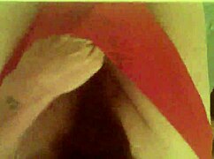 i'm in the bathroom playing with my big clit an hairy wet pussy on the toilet ughh so tighttt