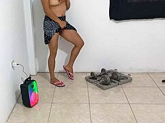 Raw gym fuck with hot stepmom visiting me hard