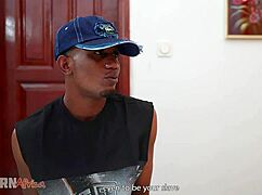 Mature Babe Squirts on Monster BBC in Passionate Missionary Cumshot