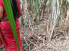 sexy aunty stepmom banging outdoors 😘🔥