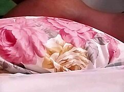 en-chan shows off her big clit and juicy pussy spreading wide for the three fingers technique part 3.