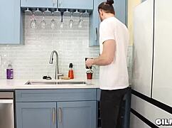 i jus fucked da horny gilf neighbor gilfkat licious n her big tits bounced wild