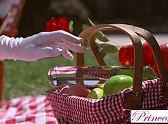 Kenzie Reeves Deepthroats for Creampie in Stockings Outdoors