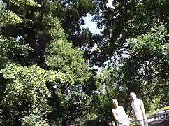 I lost her wallet fast but found crazy teen sex