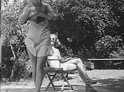 Dark Lantern's Vintage Nature Girls Bare It All