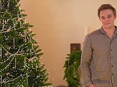 i share my muscular boyfriend's huge cock with neighbor girl on christmas eve