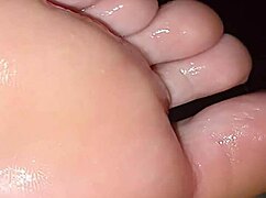 i crave sucking my girlfriend's toes every night