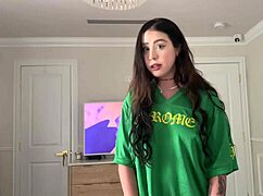 Stepbro's Freaky Girlfriend Rosie Rider Begs Cum Inside Her Tight Pussy