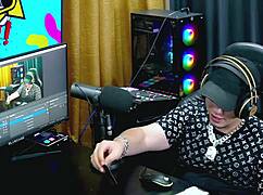 Ruan Locks Pri Melancia Arms Kisses Grabs Pussy Fills Brazilian Casting Outdoor!