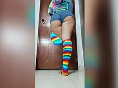 A Curvy Latina's Oiled Footjob Tease For Feet Lovers