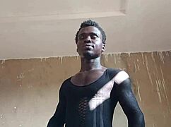kwameoppong65 heats up the day shaking big monster cock in steamy 18+ dance tease