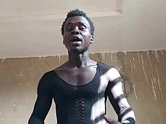 kwameoppong65 heats up the day shaking big monster cock in steamy 18+ dance tease