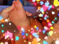 i traded foot fetish for milf's bare tanned feet...