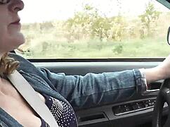 Whoa sexy milf frina pulls over 🚗 fingers her hairy wet pussy till squirting orgasm on roadside!