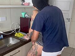 free cooking turns into bareback bbc assfisting surprise