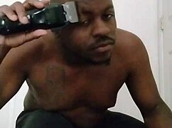 omg i shaved and need to masturbate now join me!!