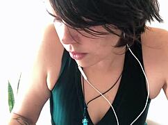 i teach you german words while teasing my curvy milf body