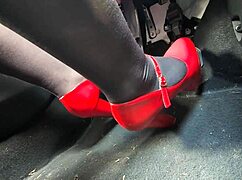 PEDAL PUMPING HEELS To Office Fetish Rush!