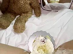 My kinky 18yo virgin stepsis rubs creamy cake on pussy