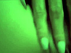 le encanta que le meta la verga en su culo antes de dormir