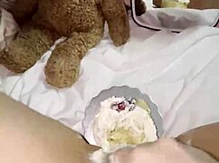 My kinky 18yo virgin stepsis rubs creamy cake on pussy