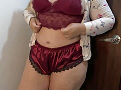 Curvy BBW Stepmom Soraya Strips Bare For Friend's Camera In Real Homemade Action