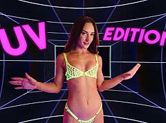 dig hannahjames710's sexy uv lingerie backlight try-on