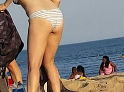 skinny beach bitch caught candid ass shaking