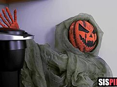 Angel Gostosa's Stepsister Halloween Dick Treat for Jayden Marcos