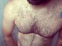 peek at me hidin in shower jerkin off cummin all over my sexy legs