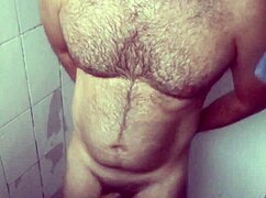 peek at me hidin in shower jerkin off cummin all over my sexy legs
