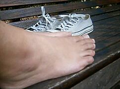filipino girl's sexy outdoor feet and toes tease in public