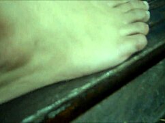 filipino girl's sexy outdoor feet and toes tease in public