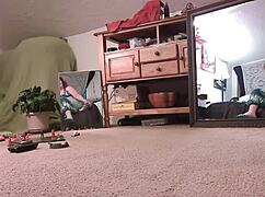 Giantess Dawn spots army and saves herself in silly fantasy crush!