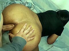 Castigo anal para la colombiana culona
